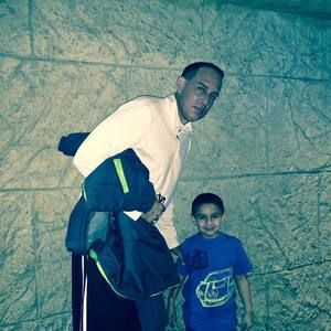 Meet your Posher, Devin